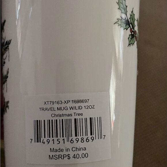 Spode Christmas Tree Travel Mug with Lid - Picture 12 of 12